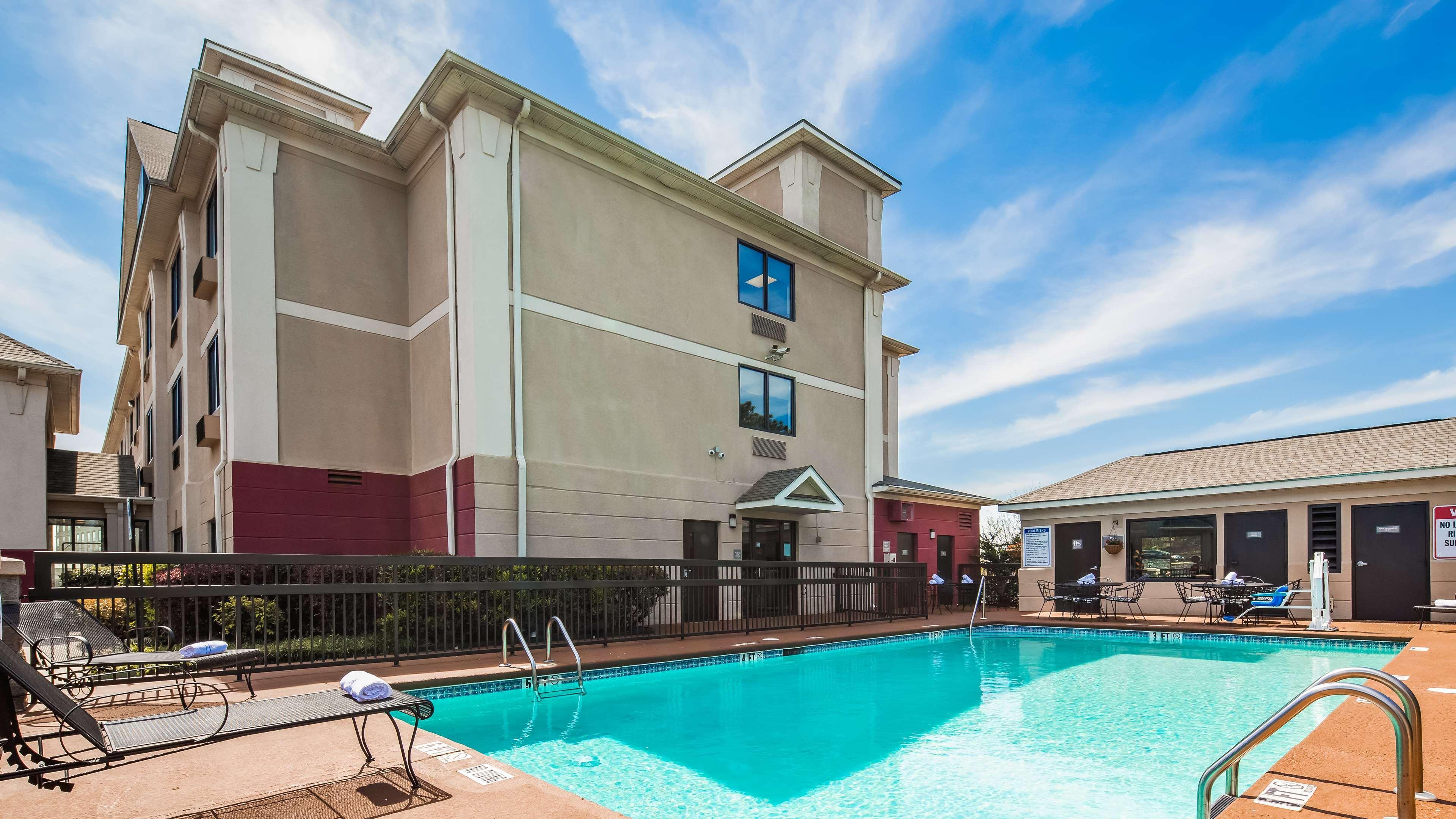 Best Western Augusta West Екстер'єр фото