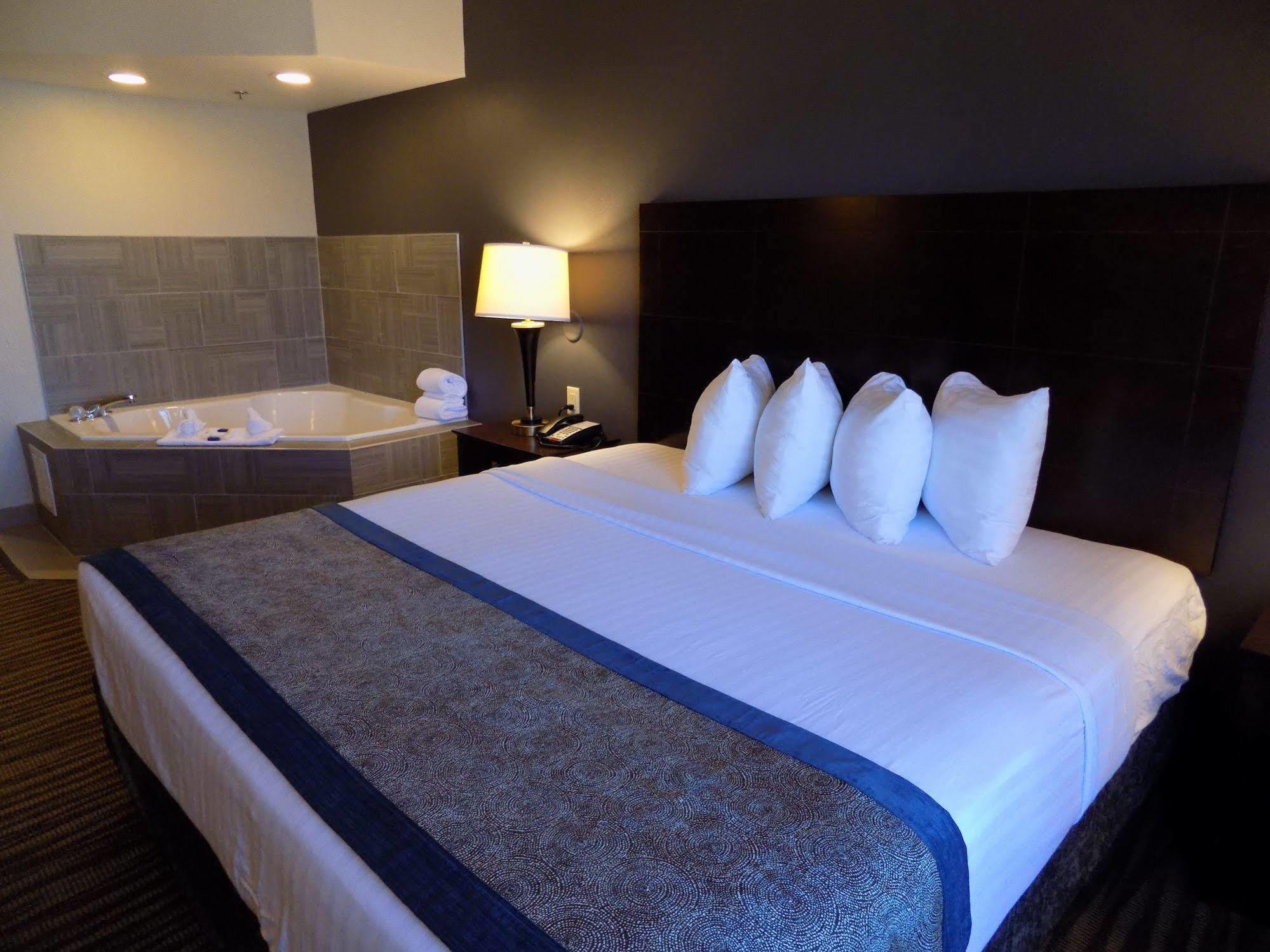 Best Western Augusta West Екстер'єр фото