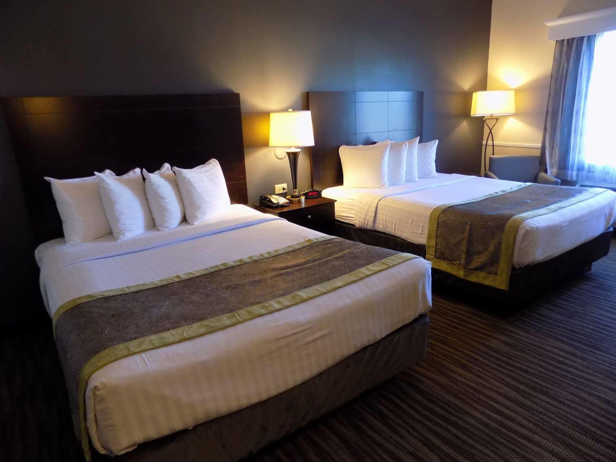Best Western Augusta West Екстер'єр фото